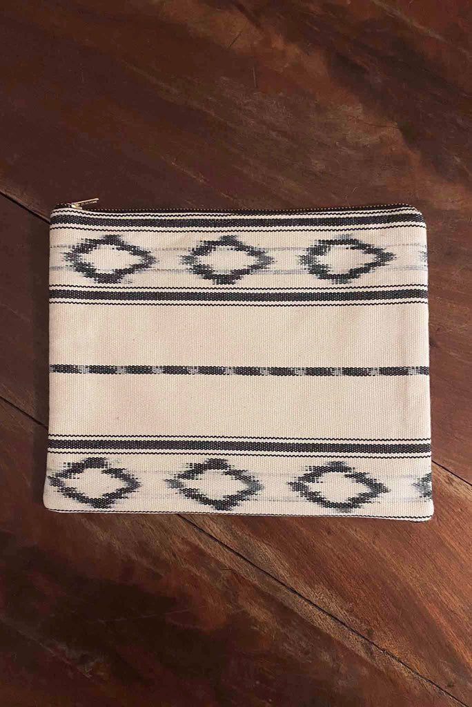 IKAT CLUTCH DILIA