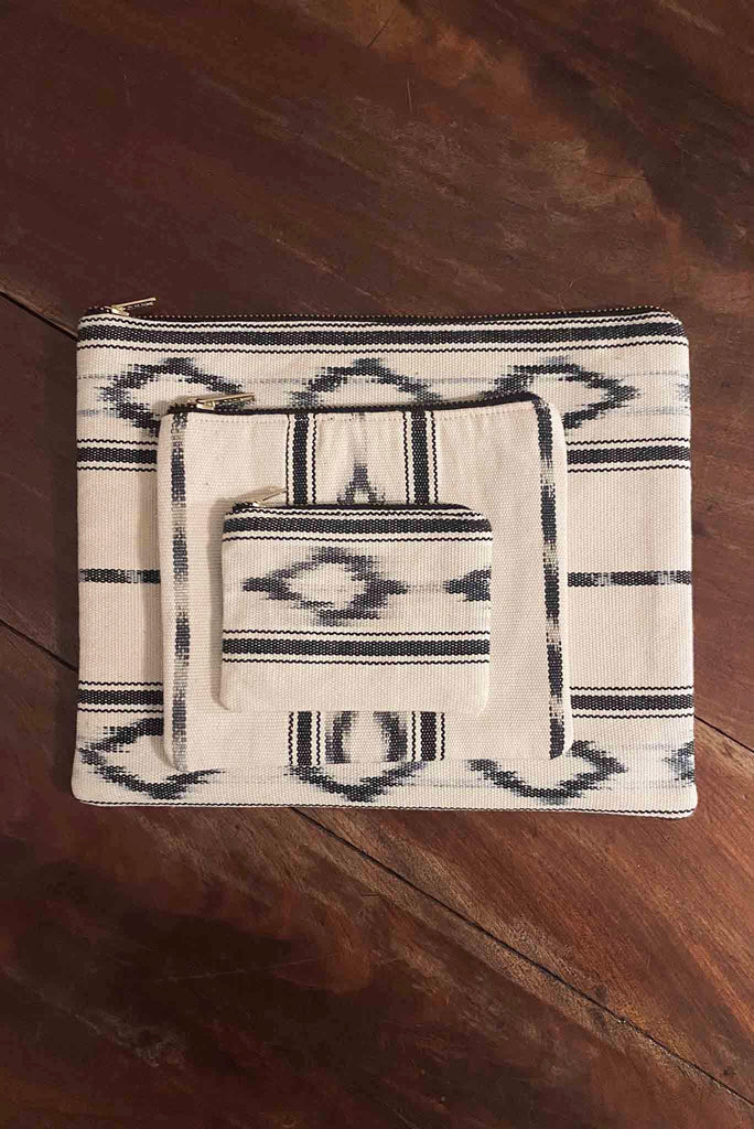 IKAT CLUTCH DILIA