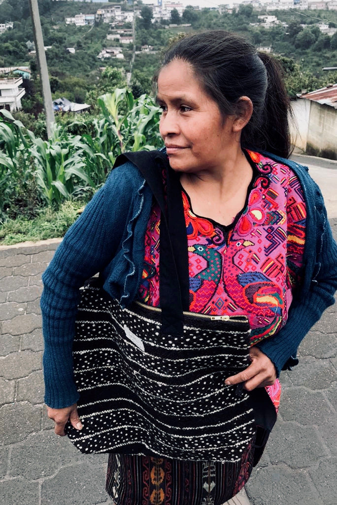 NEW WOOL SHOPPER SAMPLE CRISTINA